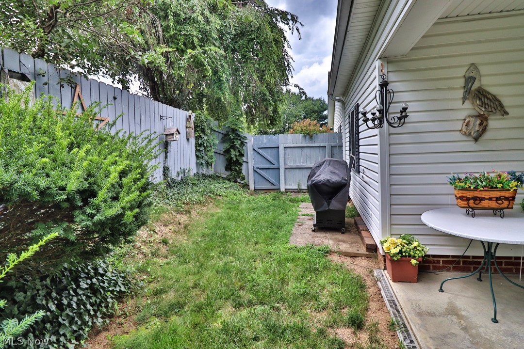 1836 Bayberry Lane Coshocton OH 43812