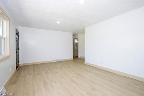 362 Jettie Avenue NE East Canton OH 44730