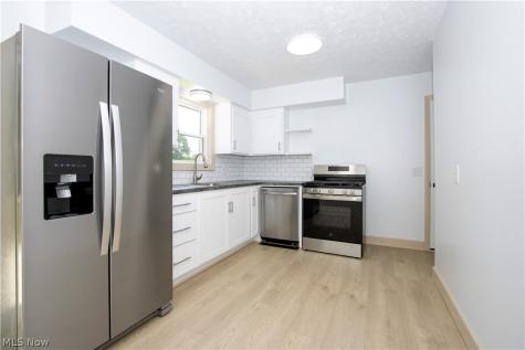 362 Jettie Avenue NE East Canton OH 44730