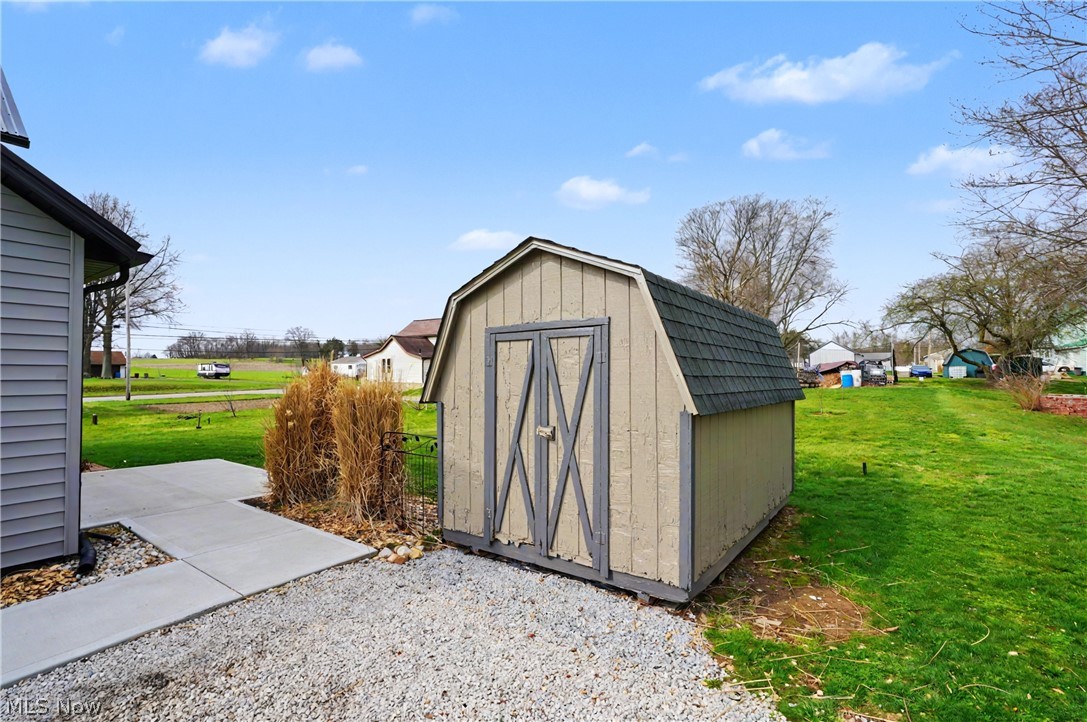 1101 Princehorn Avenue NW North Lawrence OH 44669