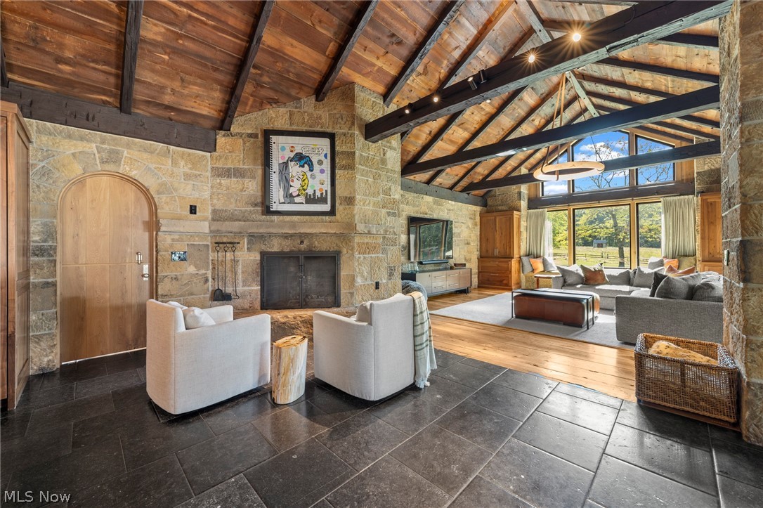332 Timberidge Trail Gates Mills OH 44040
