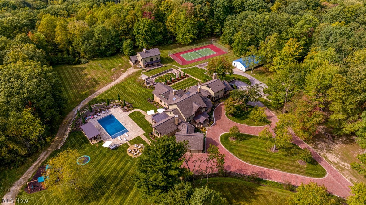 332 Timberidge Trail Gates Mills OH 44040