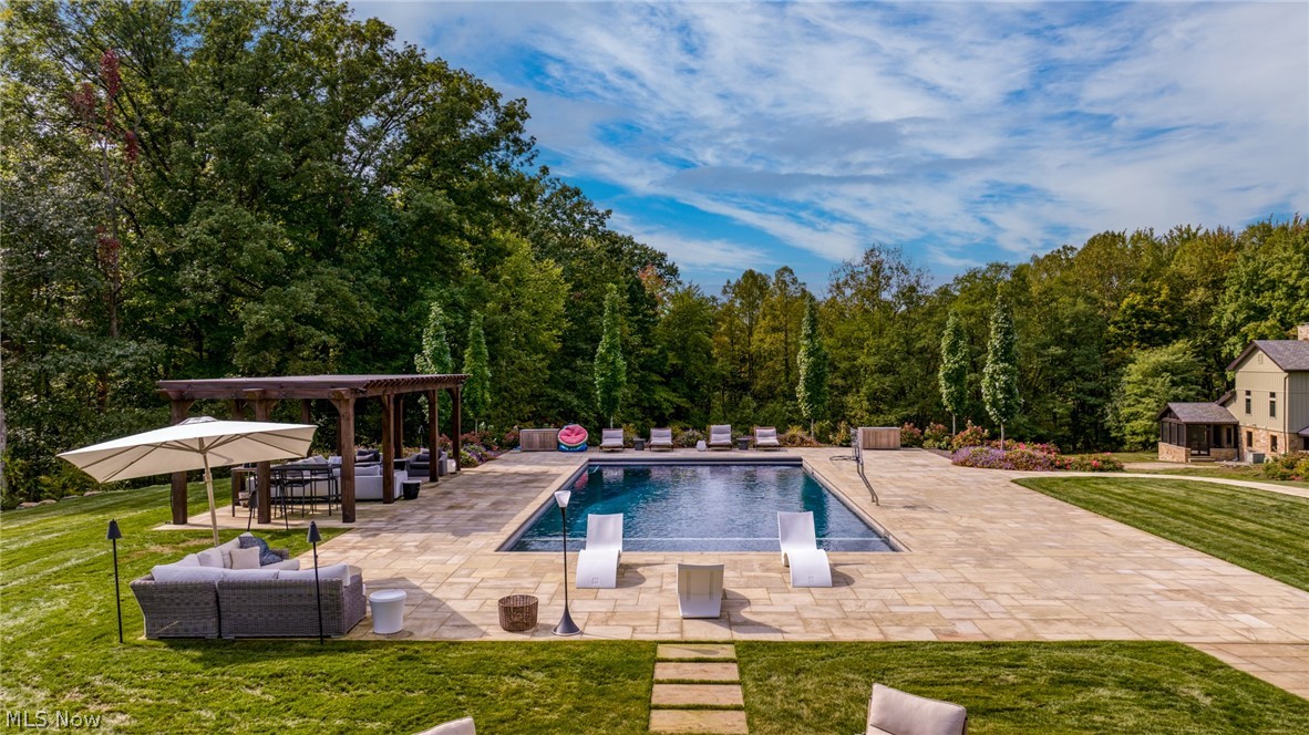 332 Timberidge Trail Gates Mills OH 44040
