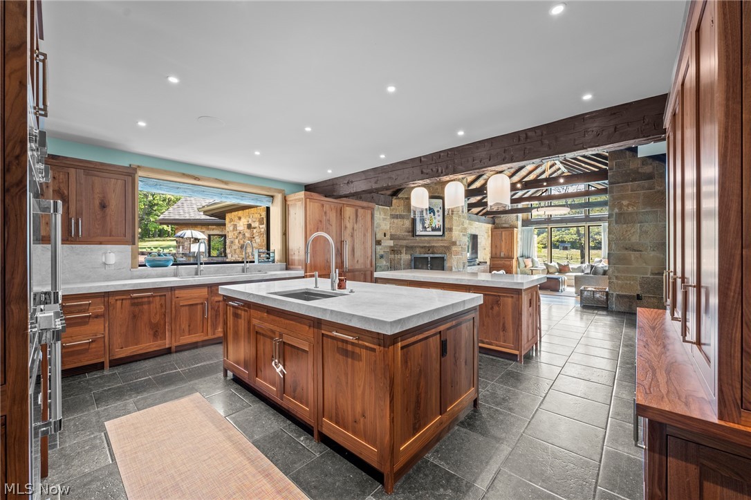 332 Timberidge Trail Gates Mills OH 44040