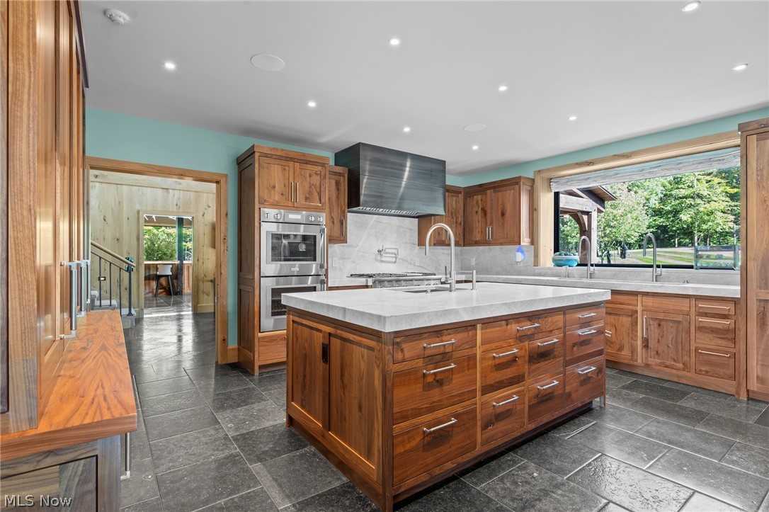332 Timberidge Trail Gates Mills OH 44040
