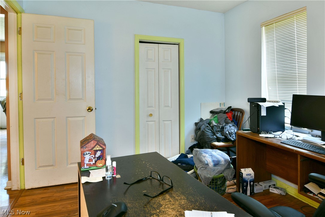 906 Elizabeth Court Cuyahoga Falls OH 44221