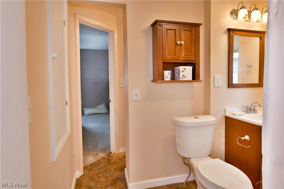 906 Elizabeth Court Cuyahoga Falls OH 44221