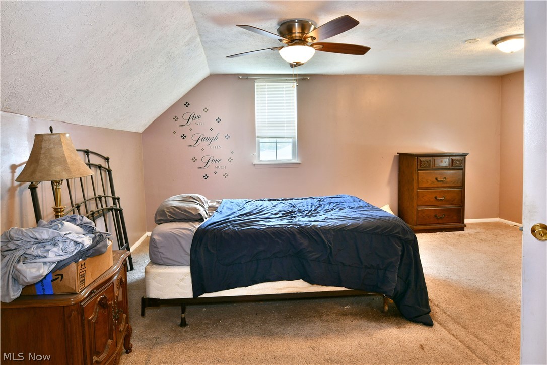 906 Elizabeth Court Cuyahoga Falls OH 44221