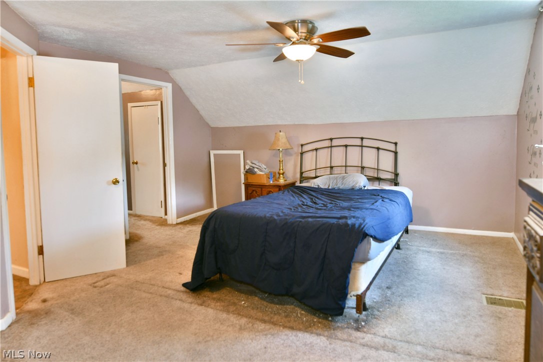 906 Elizabeth Court Cuyahoga Falls OH 44221
