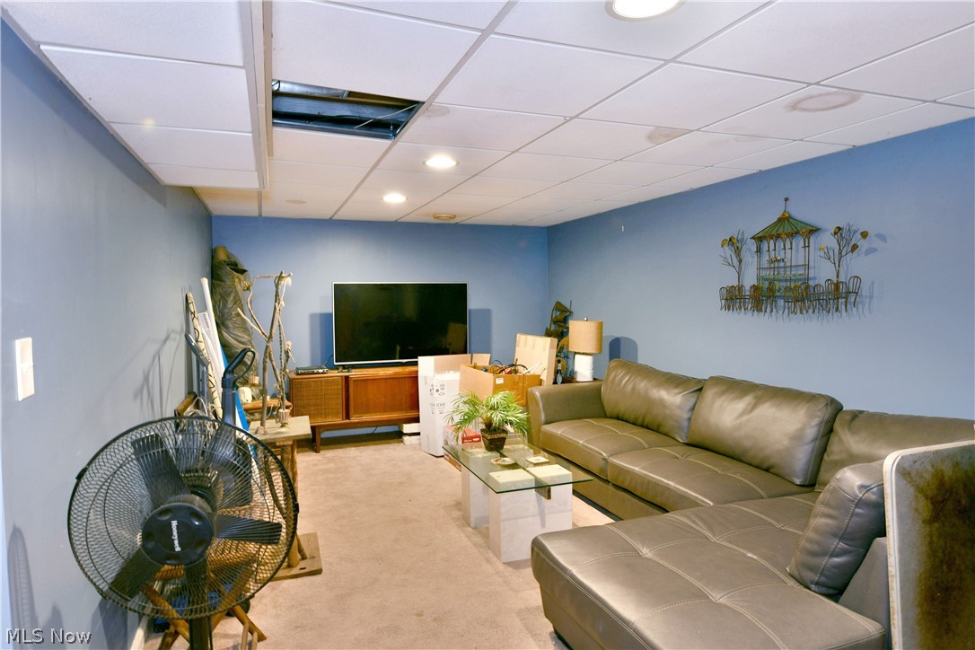 906 Elizabeth Court Cuyahoga Falls OH 44221
