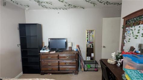 380 Emerald Avenue Mansfield OH 44907