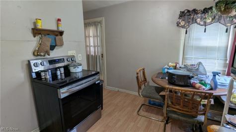 380 Emerald Avenue Mansfield OH 44907