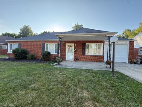 734 Hemlock Drive Euclid OH 44132