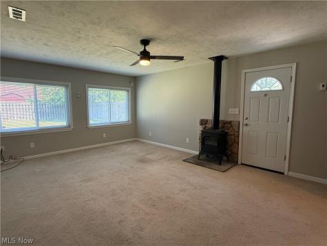 734 Hemlock Drive Euclid OH 44132