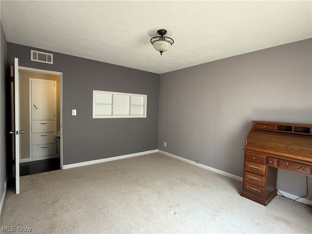 734 Hemlock Drive Euclid OH 44132