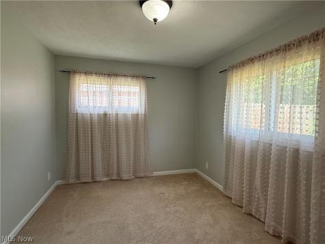 734 Hemlock Drive Euclid OH 44132