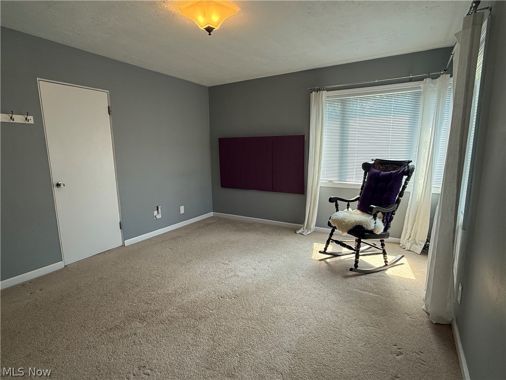 734 Hemlock Drive Euclid OH 44132