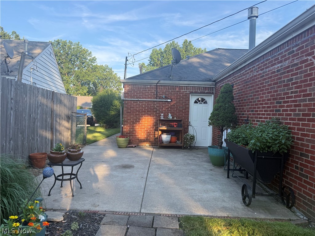 734 Hemlock Drive Euclid OH 44132