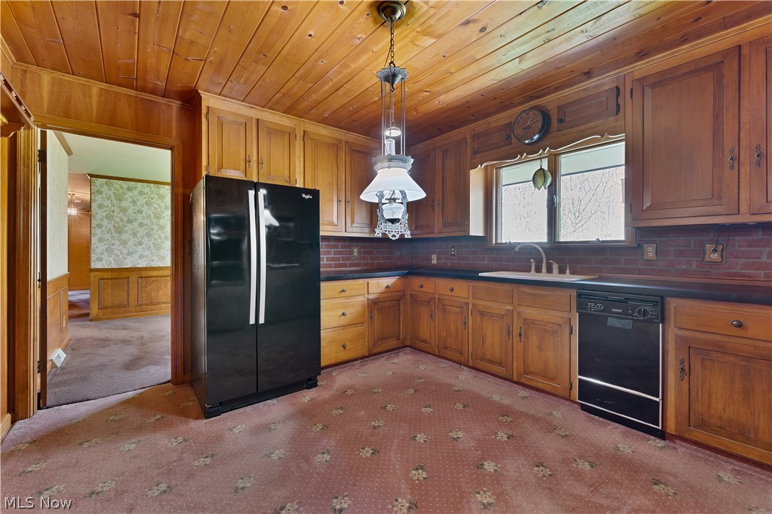 6150 E South Range Road Petersburg OH 44454
