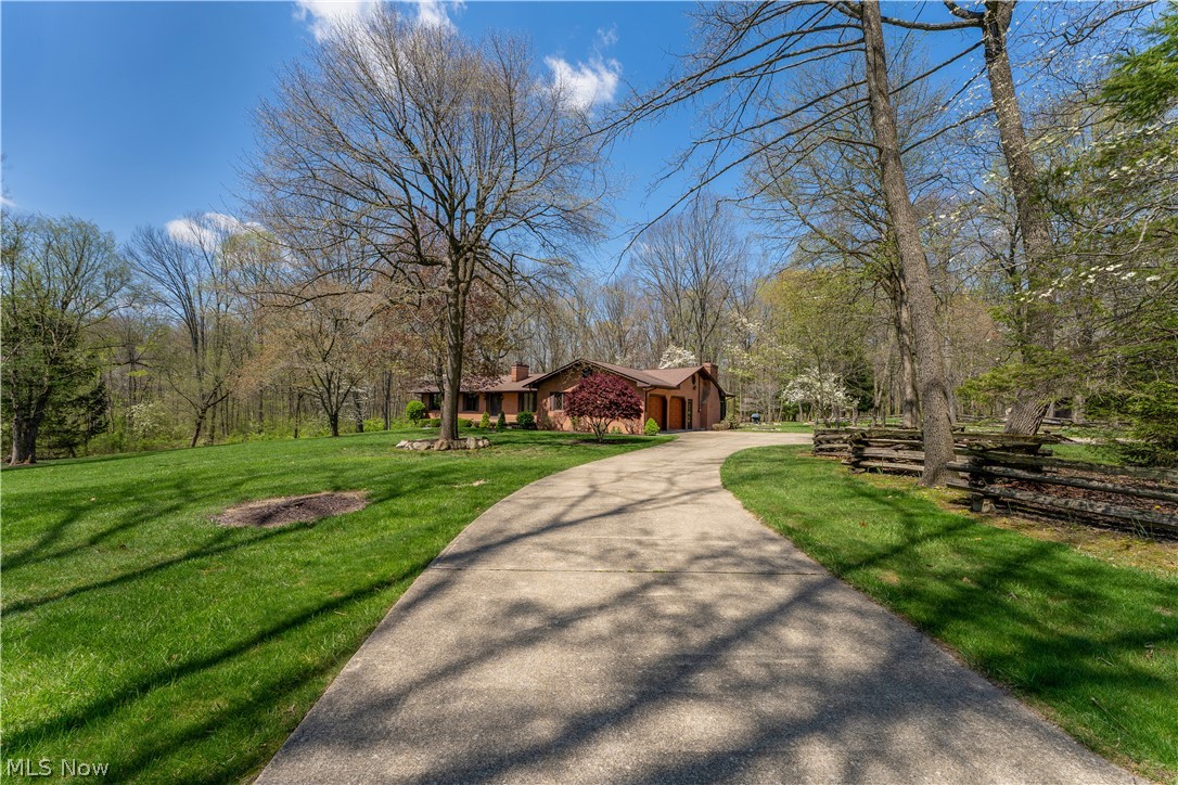 6150 E South Range Road Petersburg OH 44454