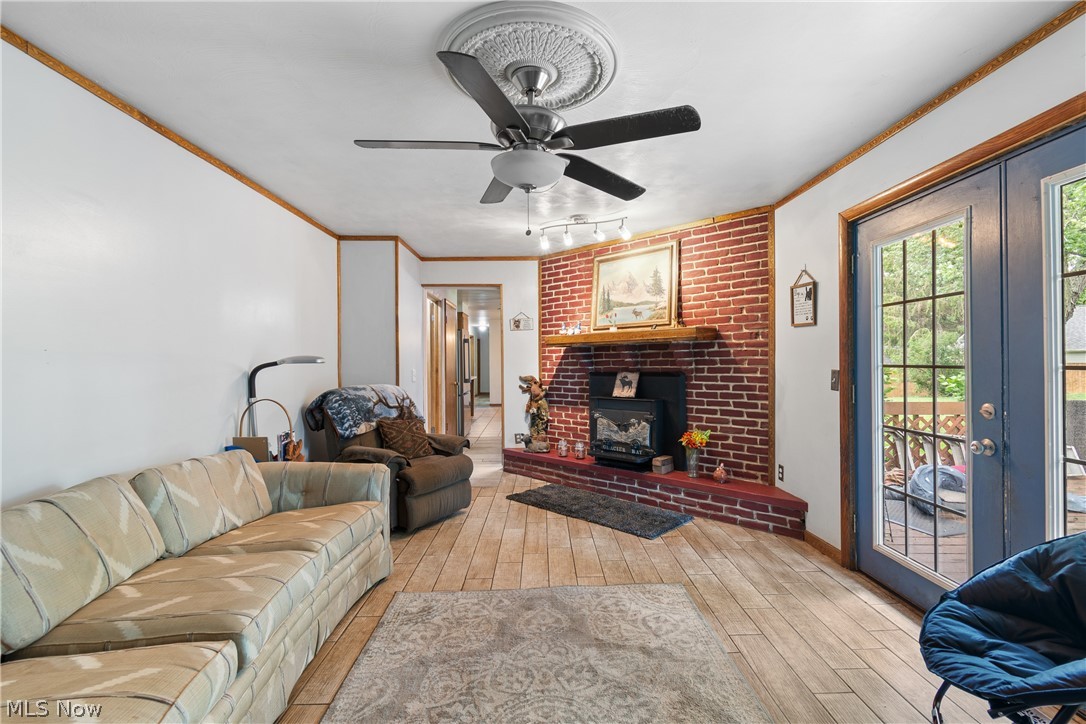 12780 Jamestown Avenue NW Uniontown OH 44685
