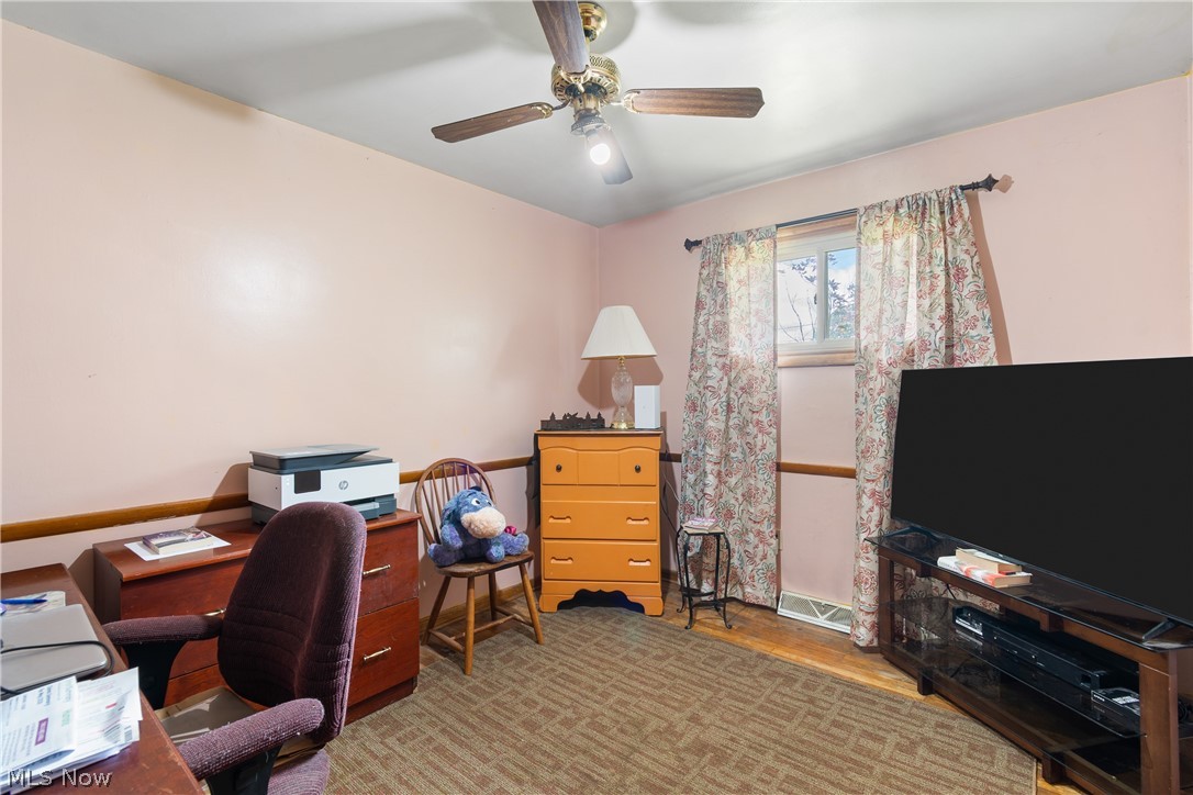 12780 Jamestown Avenue NW Uniontown OH 44685