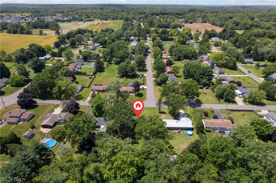12780 Jamestown Avenue NW Uniontown OH 44685