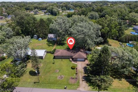 12780 Jamestown Avenue NW Uniontown OH 44685