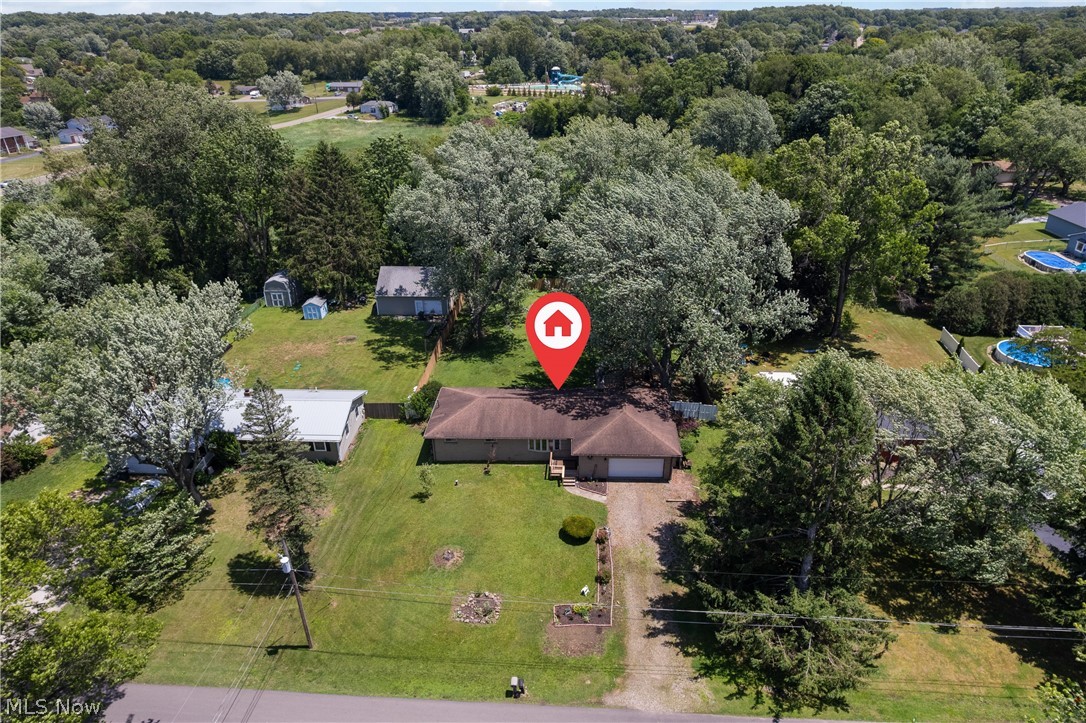 12780 Jamestown Avenue NW Uniontown OH 44685