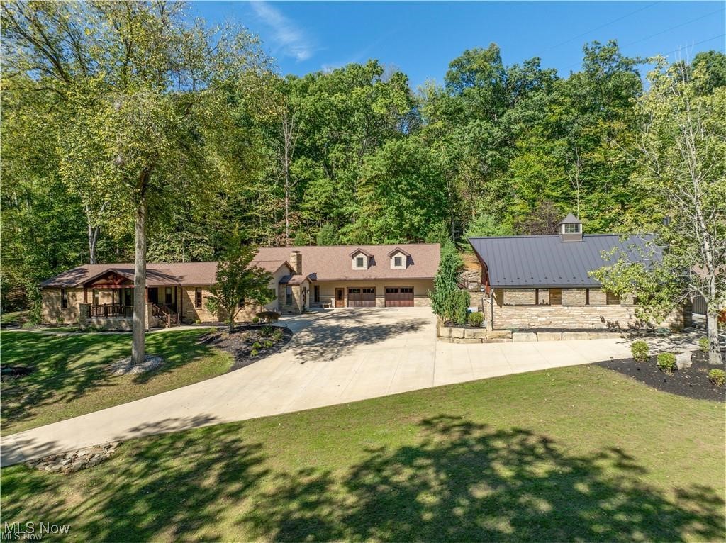4133 Lace Road NW Malvern OH 44644