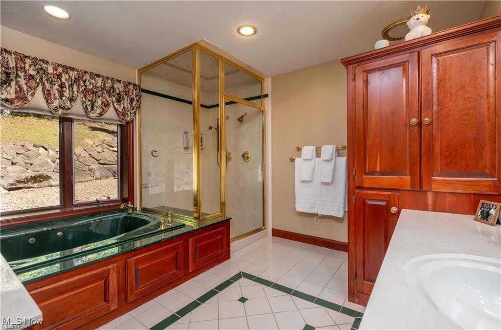 4133 Lace Road NW Malvern OH 44644