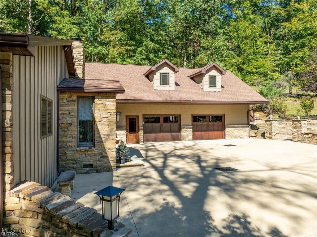 4133 Lace Road NW Malvern OH 44644