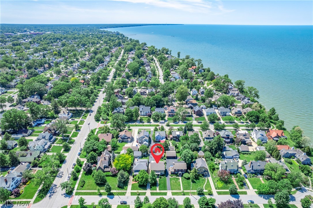1090 Erie Cliff Drive Lakewood OH 44107