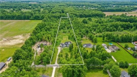 33553 Capel Road Columbia Station OH 44028