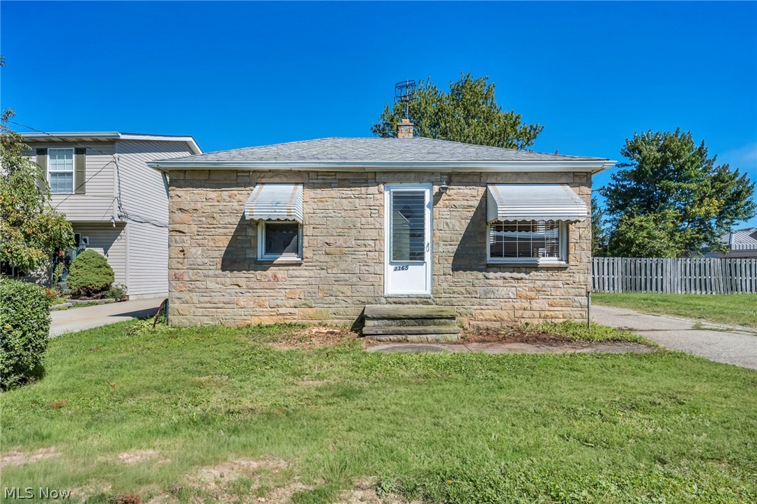 1365 E 348th Street Eastlake OH 44095