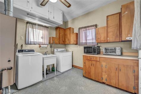 1365 E 348th Street Eastlake OH 44095