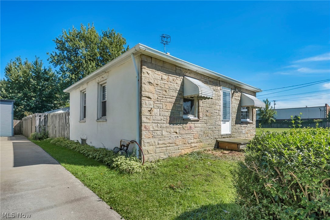 1365 E 348th Street Eastlake OH 44095