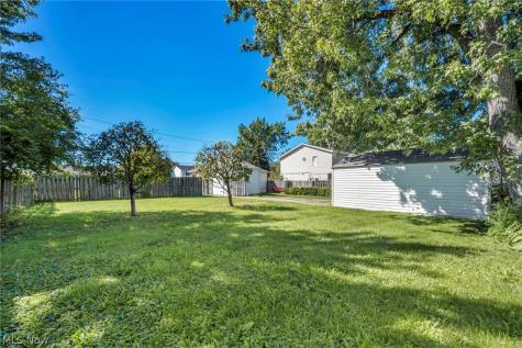 1365 E 348th Street Eastlake OH 44095