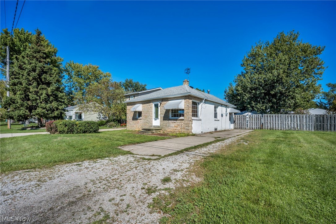 1365 E 348th Street Eastlake OH 44095