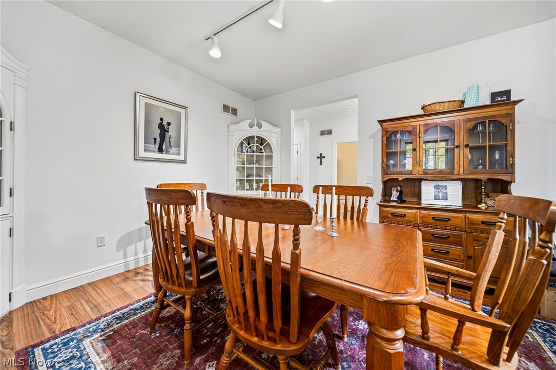 213 Canfield Drive Chardon OH 44024