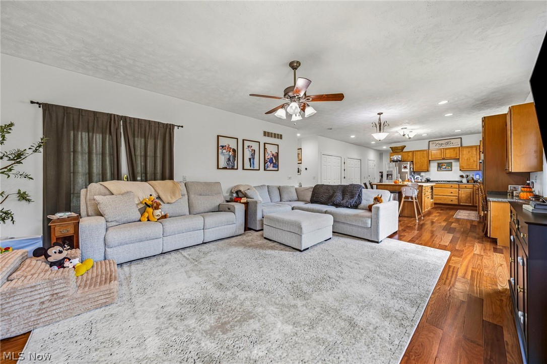 213 Canfield Drive Chardon OH 44024