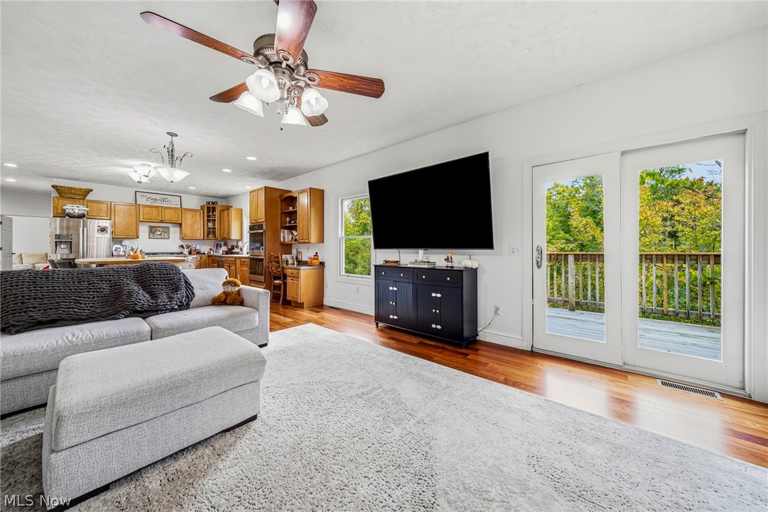213 Canfield Drive Chardon OH 44024