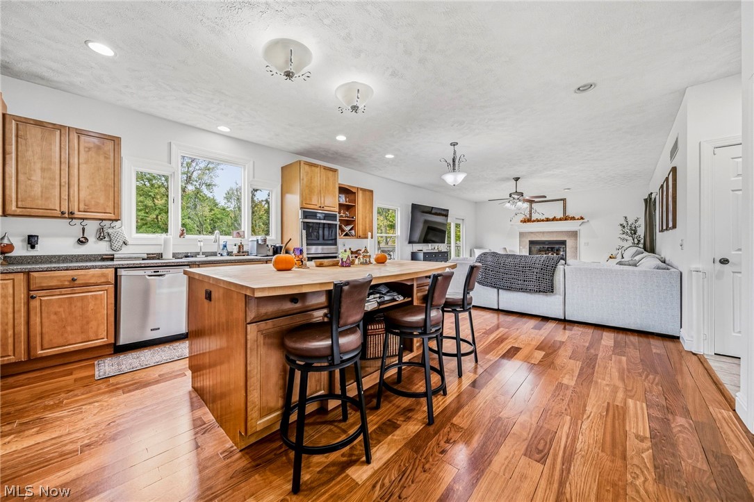 213 Canfield Drive Chardon OH 44024