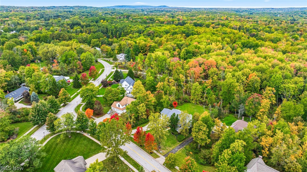 213 Canfield Drive Chardon OH 44024