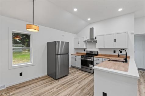 6199 Reynolds Road Mentor OH 44060
