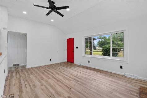 6199 Reynolds Road Mentor OH 44060