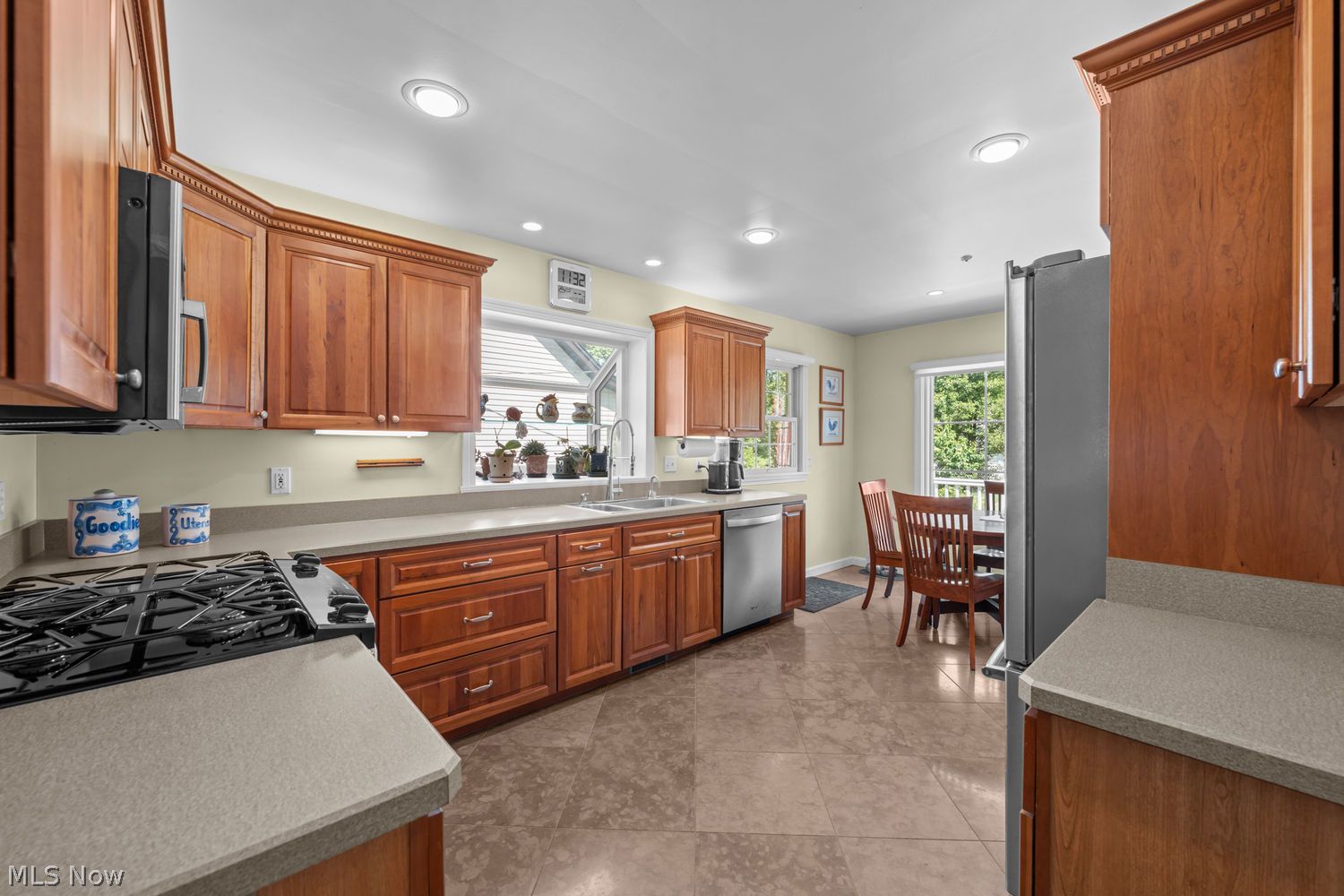 20650 Almar Drive Shaker Heights OH 44122