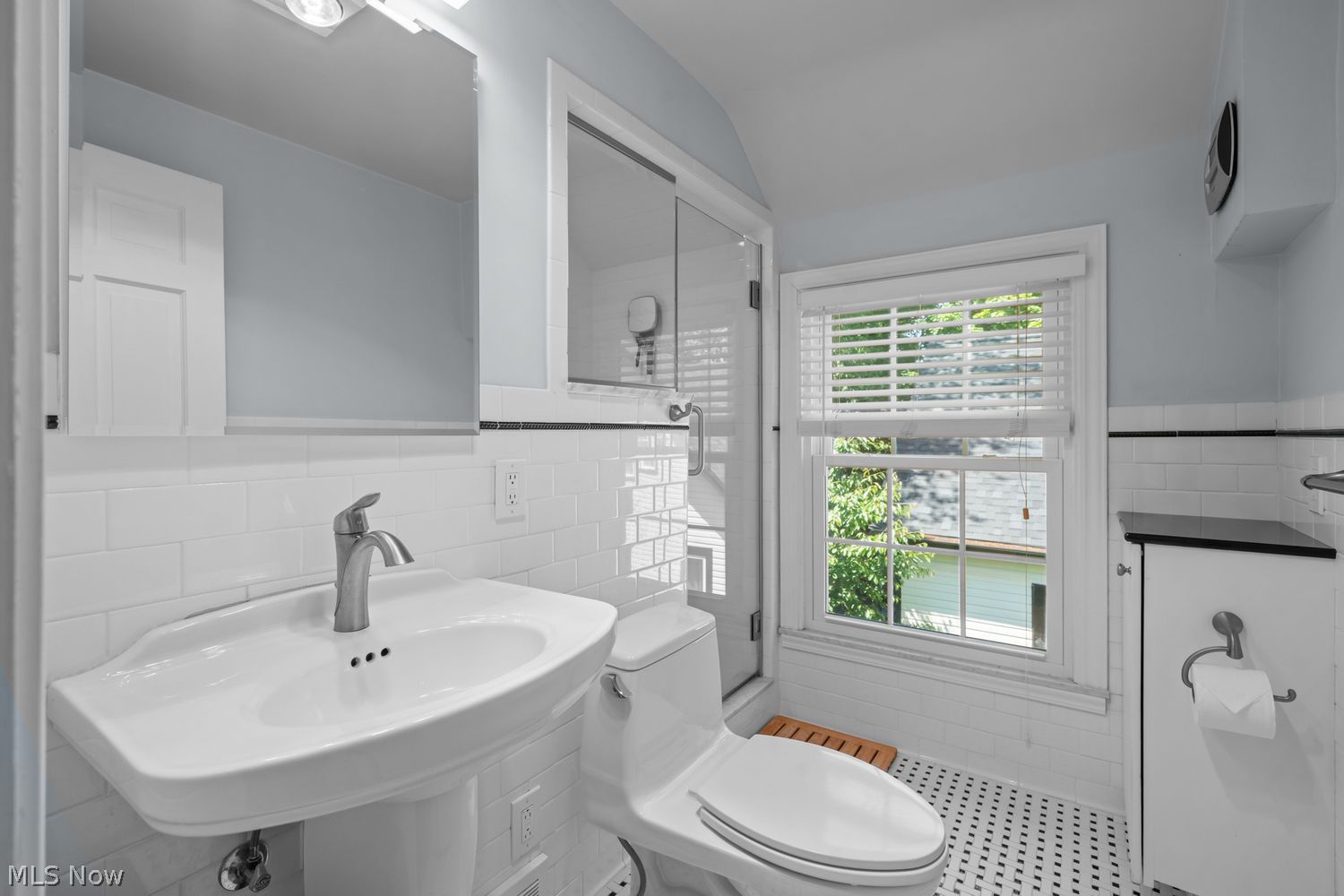 20650 Almar Drive Shaker Heights OH 44122
