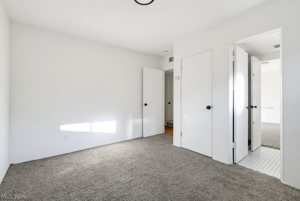 572 Hemlock Drive Euclid OH 44123