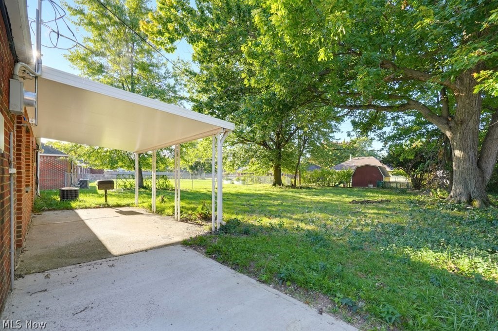 572 Hemlock Drive Euclid OH 44123